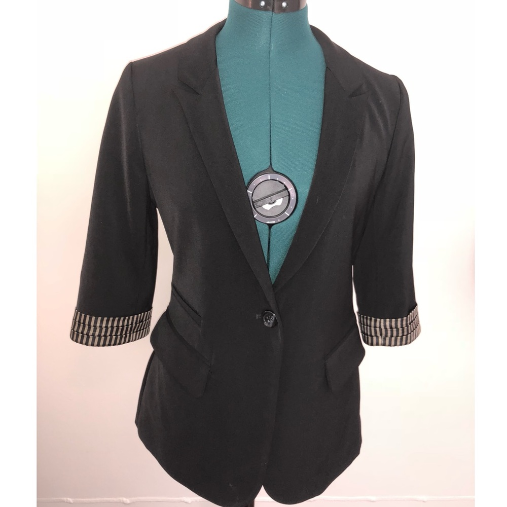 Blazer w/ Contrast Cuffs